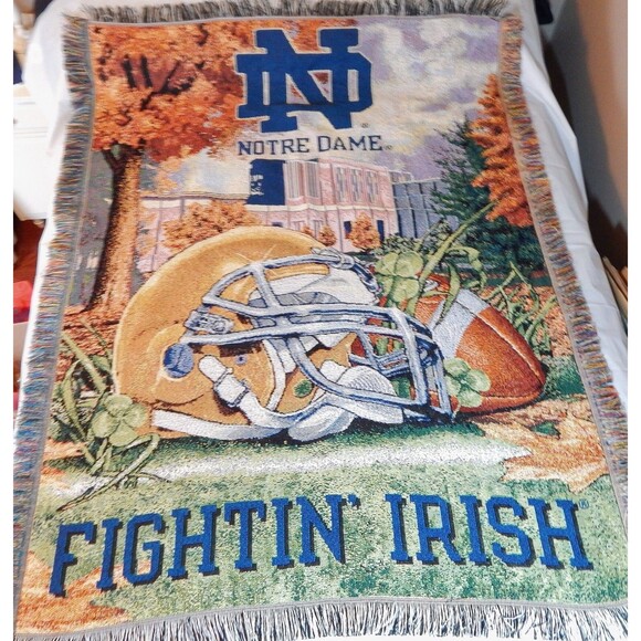 University of Notre Dame Fighting Irish Throw Blanket 48x60 Inch Tapestry NCAA
